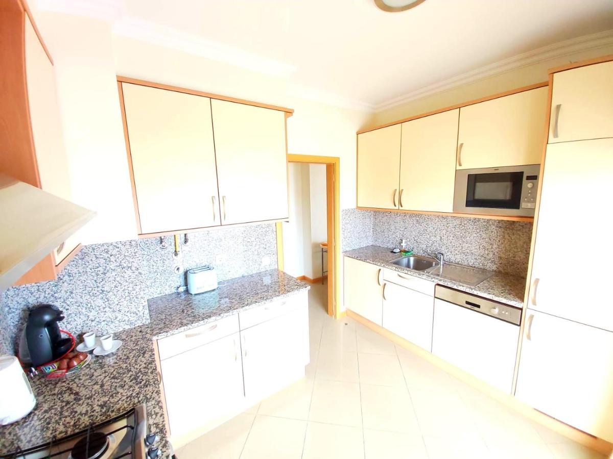 Sea View Penthouse In Albufeira Apartment Екстериор снимка