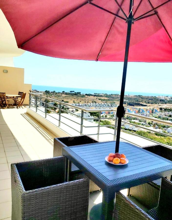Sea View Penthouse In Albufeira Apartment Екстериор снимка