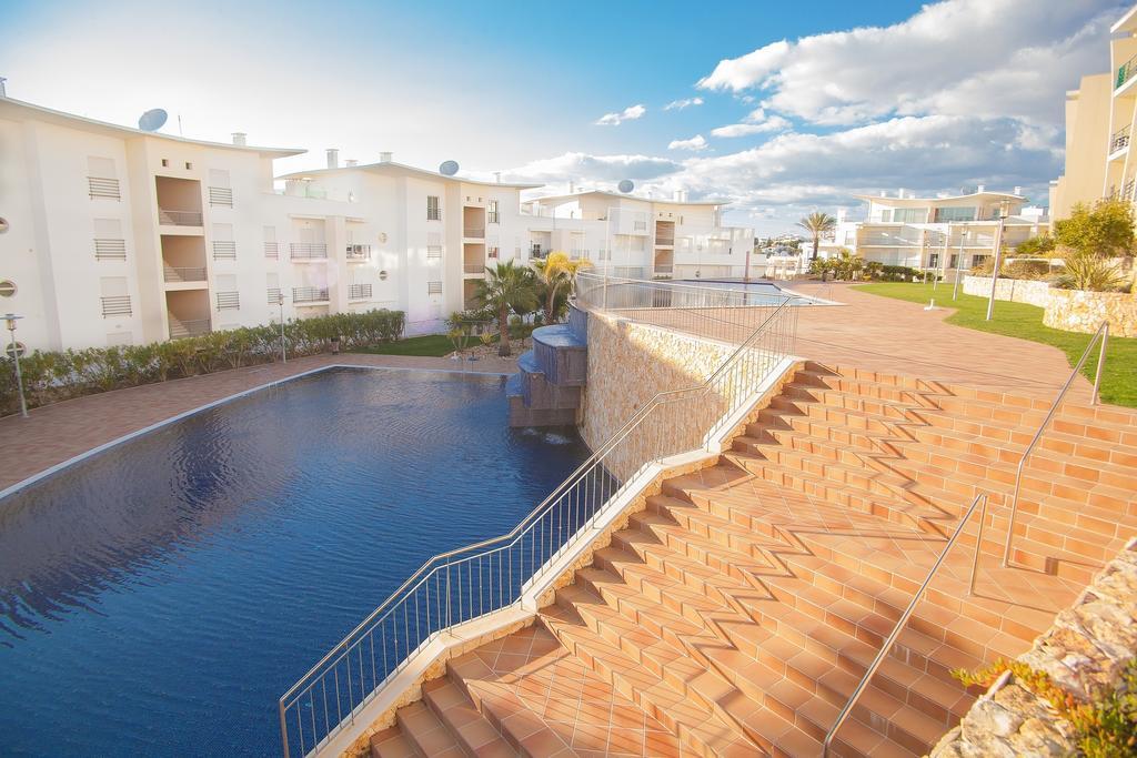 Sea View Penthouse In Albufeira Apartment Стая снимка